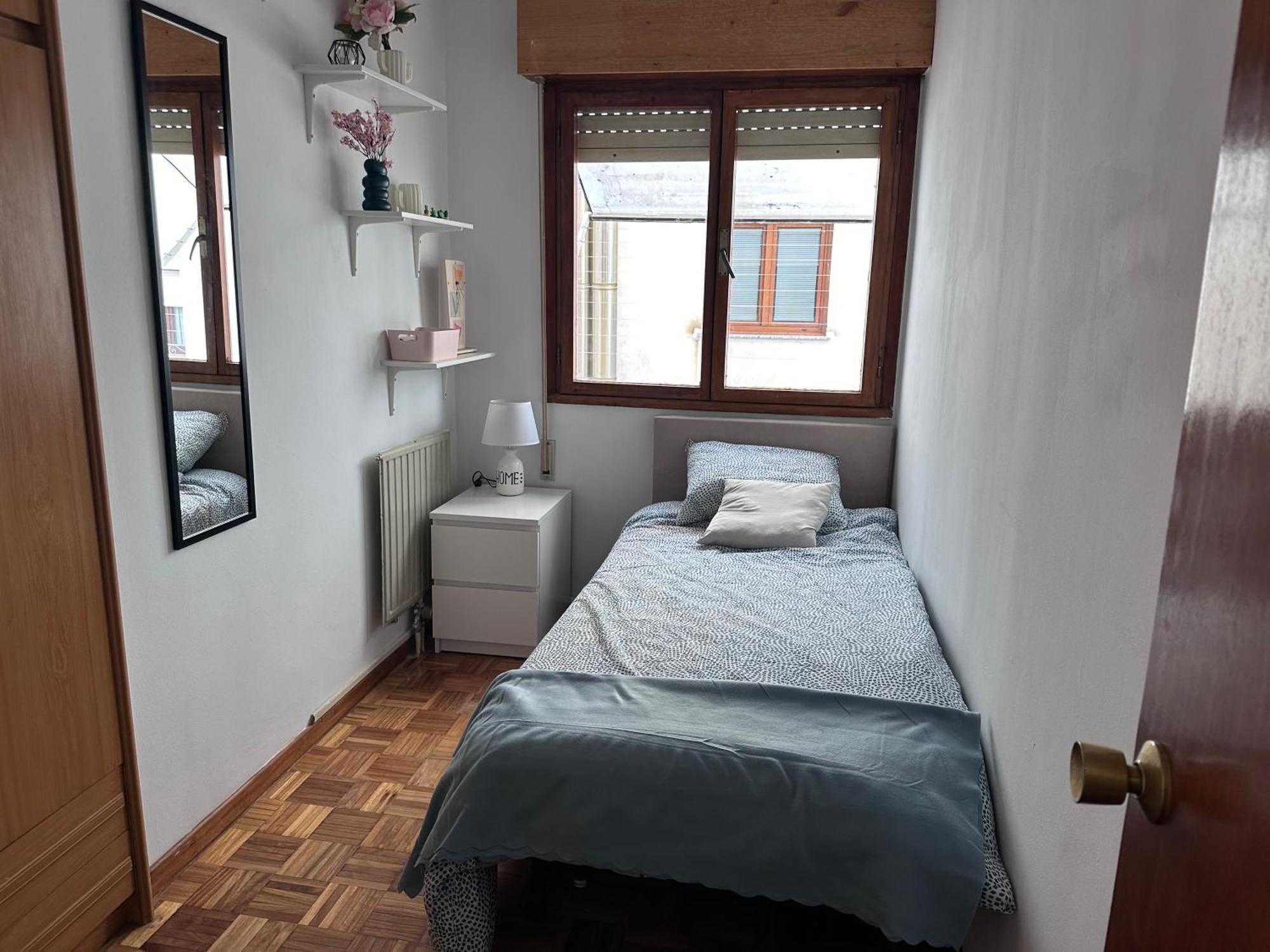 Acogedor Apartamento Con Vistas A La Catedral Y Parking Oviedo Kültér fotó