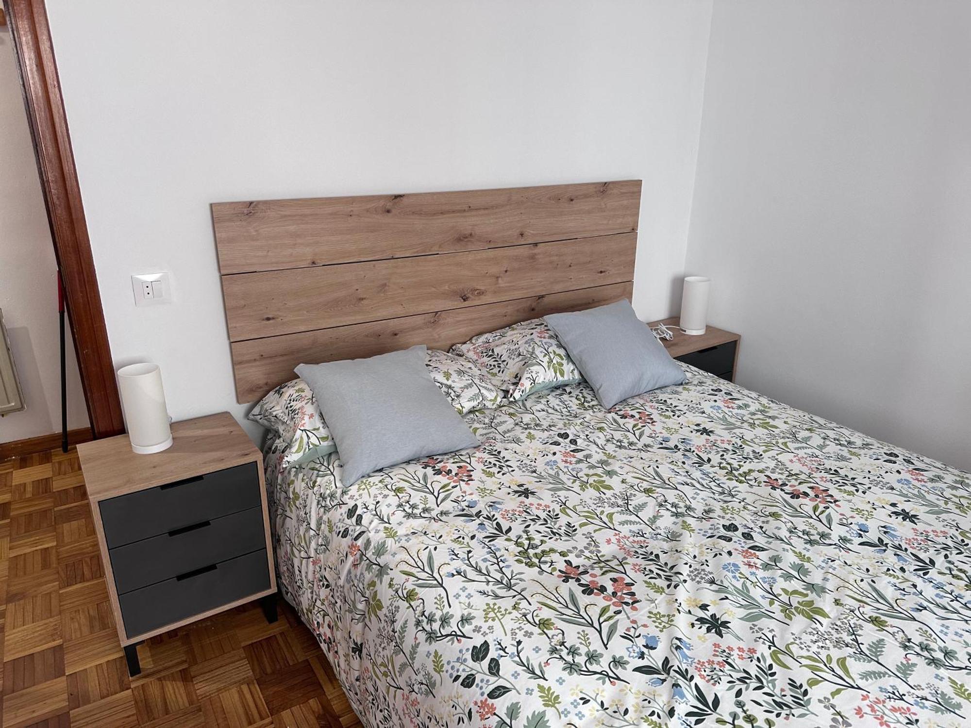 Acogedor Apartamento Con Vistas A La Catedral Y Parking Oviedo Kültér fotó
