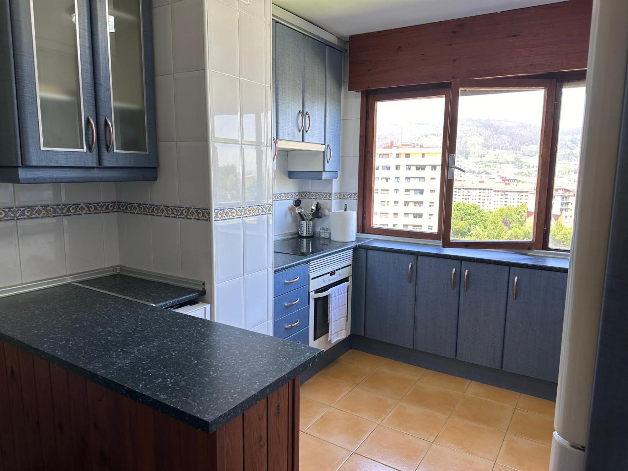 Acogedor Apartamento Con Vistas A La Catedral Y Parking Oviedo Kültér fotó